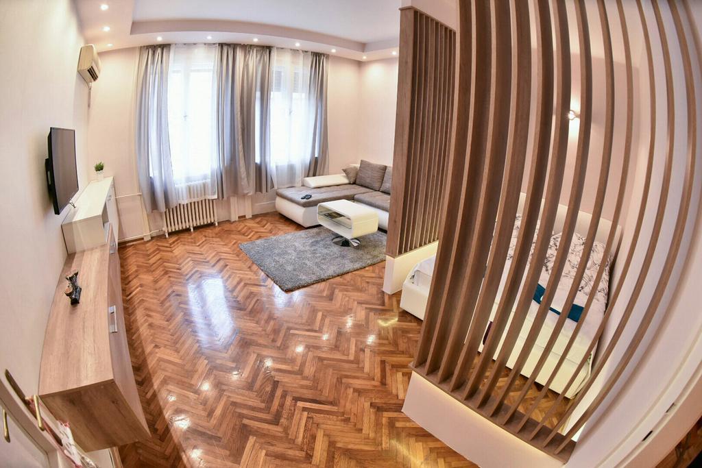 Bojan Central Apartment Нови Сад Екстериор снимка